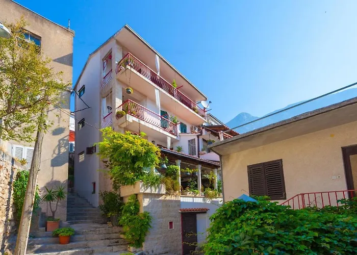 11063c Apartment Makarska